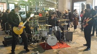 Busking band plays Stairway to Heaven at Oxford Circus London under the Xmas lights 20 Dec 2018 [upl. by Graeme]