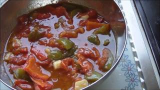 Cuisine Tunisienne  La Makbouba ou Magbouba [upl. by Poll18]