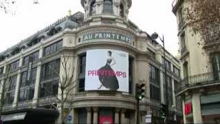 Paris  Department stores  Les grands magasins Galeries Lafayette Printemps Bon Marché パリ [upl. by Guss]